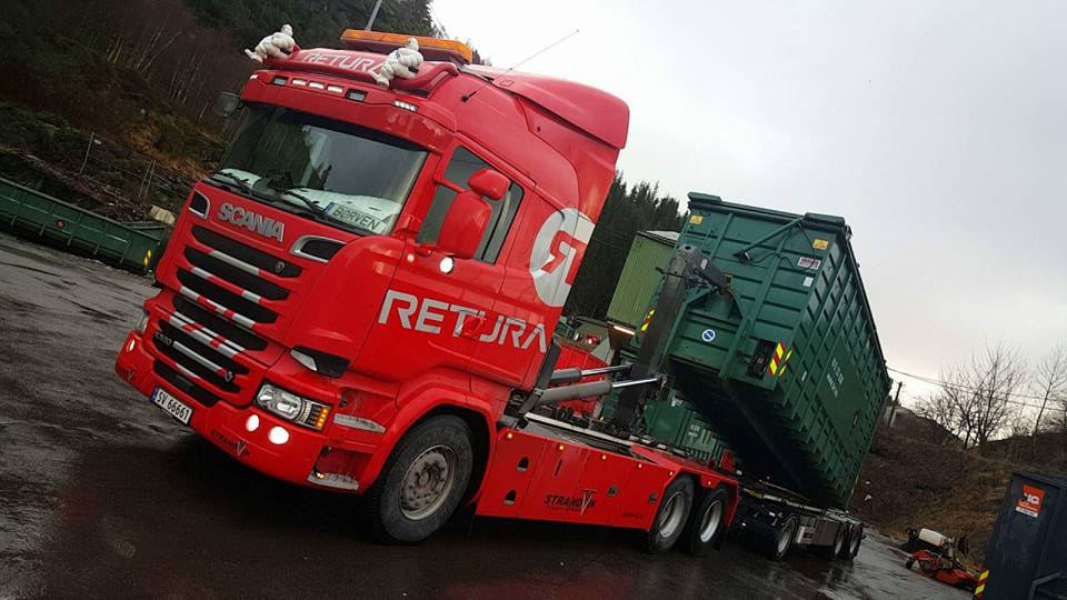 Truck photo 3